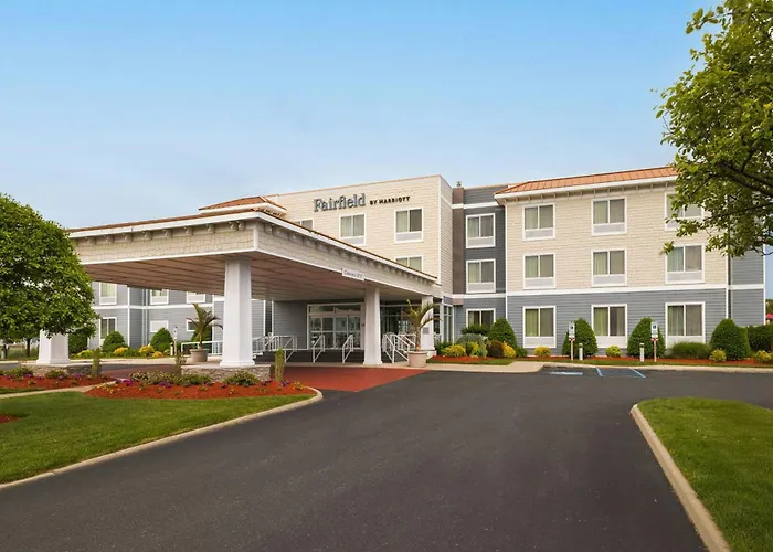 Fairfield Inn & Suites By Marriott Chincoteague Island Waterfront